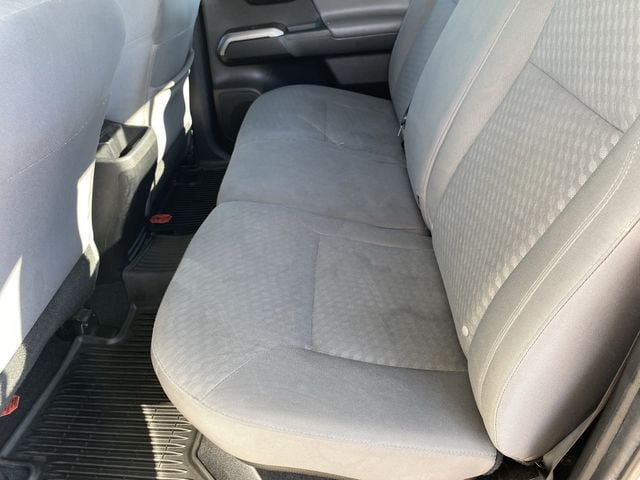 Used 2022 Toyota Tacoma SR5 RWD image 16