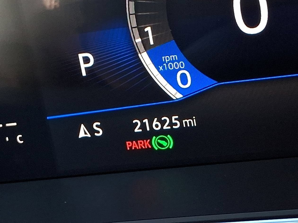 Certified 2023 Volkswagen Tiguan SE FWD image 19