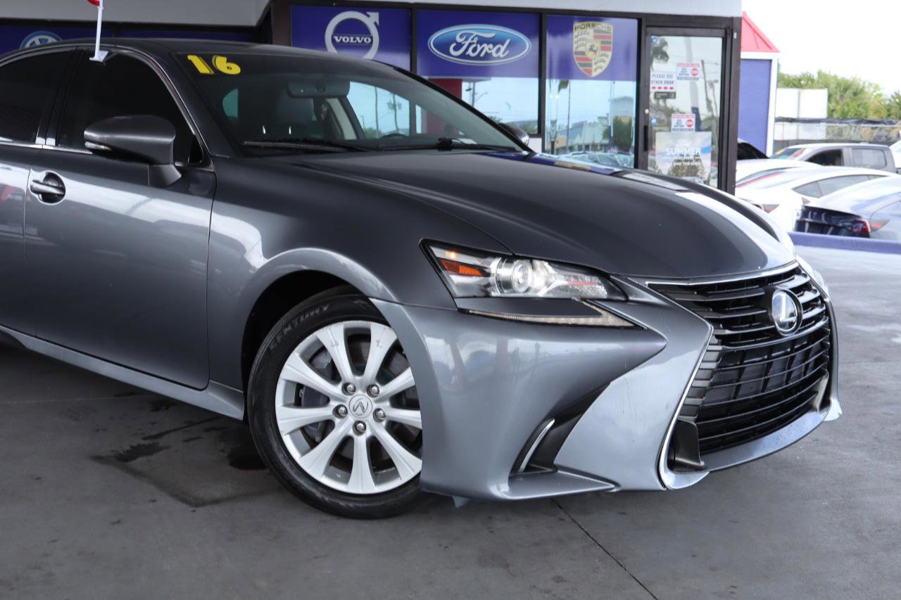 Used 2016 Lexus GS 200t w/ Premium Package RWD image 2