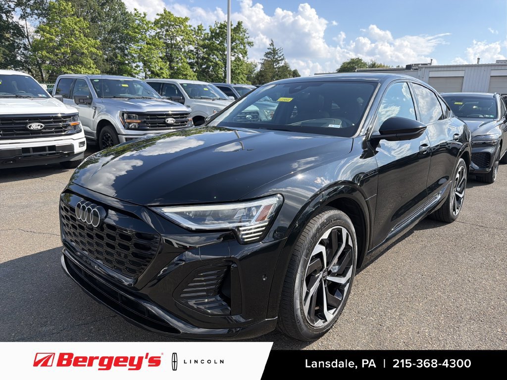 Used 2024 Audi Q8 e-tron Prestige w/ Prestige Package AWD/4WD image 1