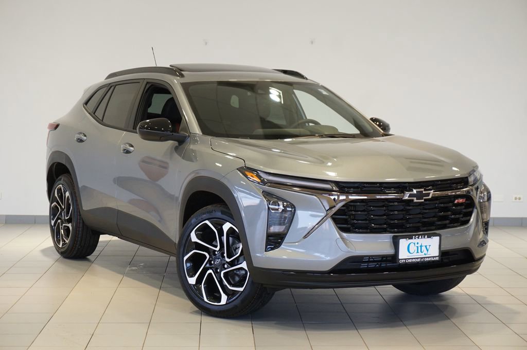 New 2026 Chevrolet Trax RS w/ Sunroof Package image 2