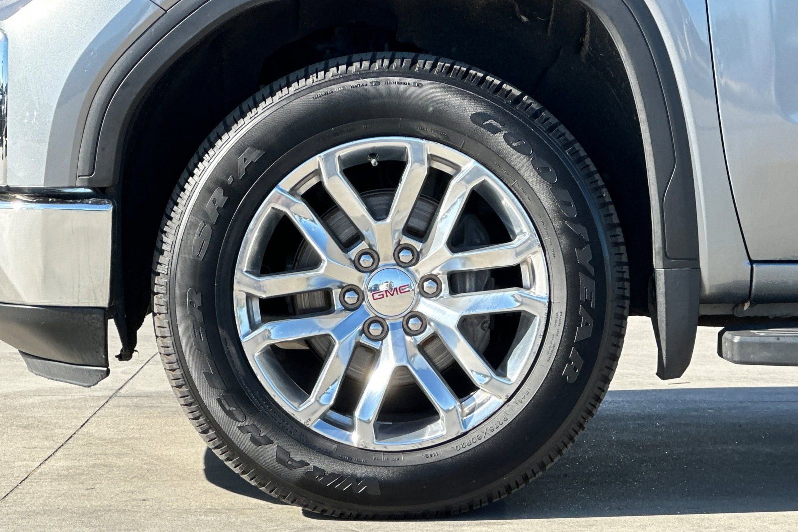 Used 2019 GMC Sierra 1500 SLT w/ SLT Premium Plus Package AWD/4WD image 25