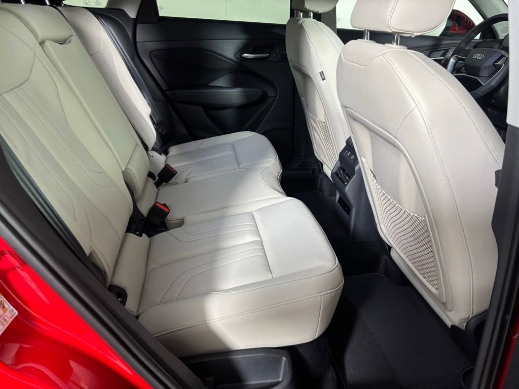 New 2026 Audi Q3 quattro 2.0T AWD/4WD image 10