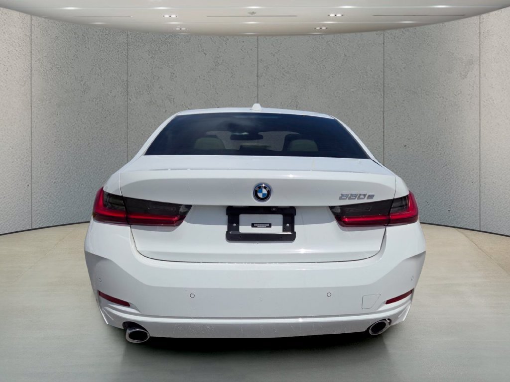 Used 2023 BMW 330e w/ Driving Assistance Package RWD image 6