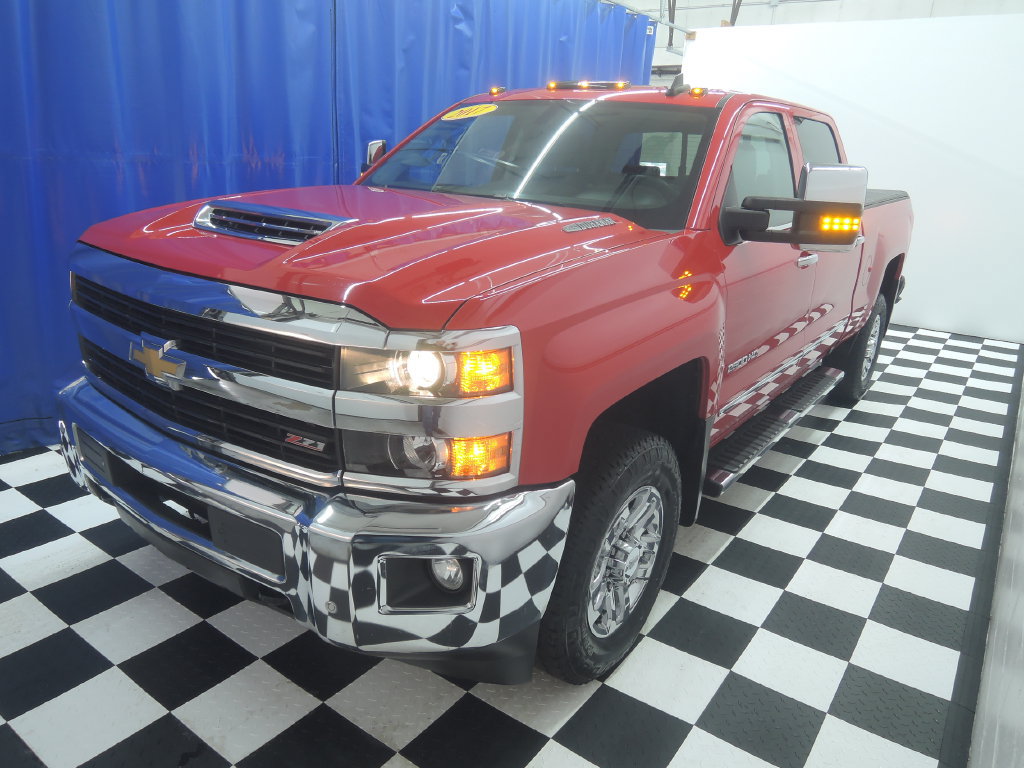 Used 2017 Chevrolet Silverado 2500 LTZ w/ Duramax Plus Package AWD/4WD image 4