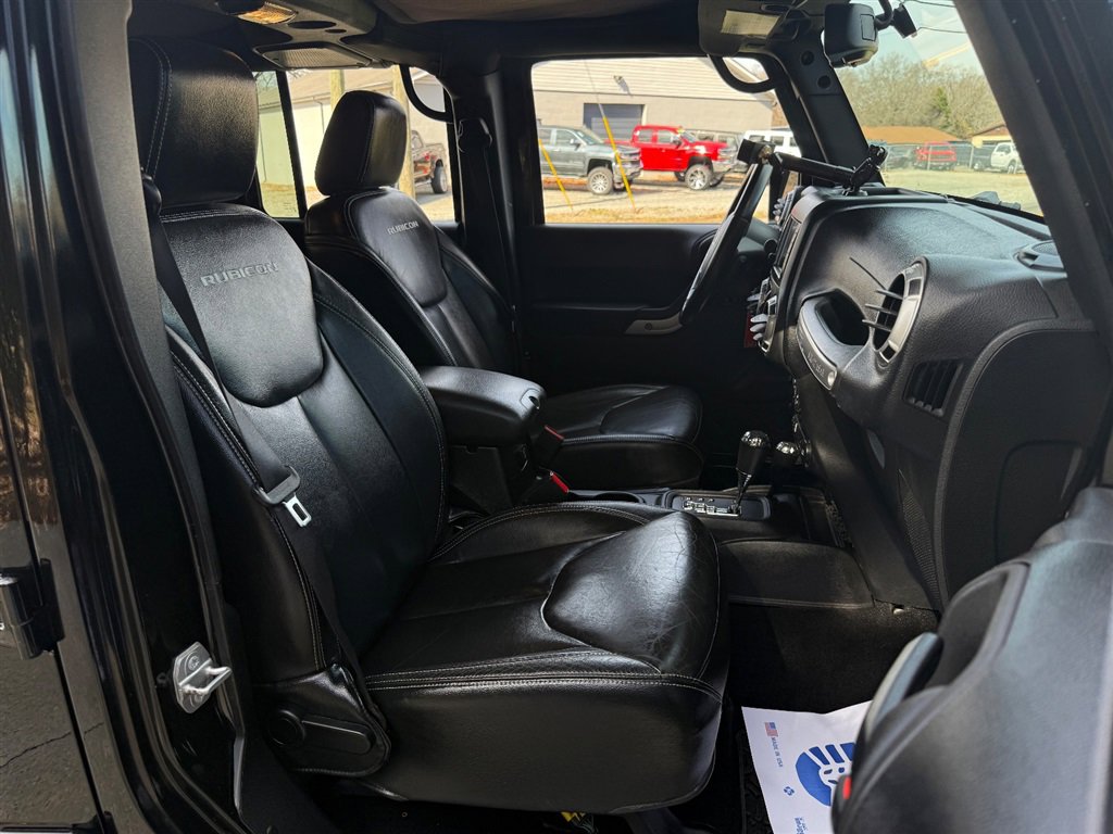 Used 2015 Jeep Wrangler Unlimited Rubicon w/ Dual Top Group image 63