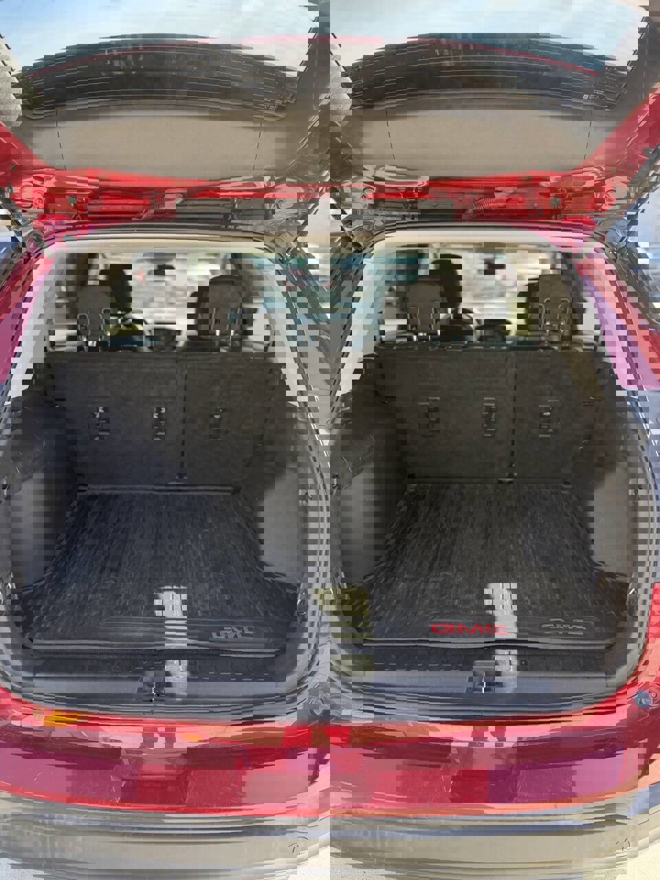 Used 2018 GMC Terrain SLE w/ Driver Convenience Package image 19