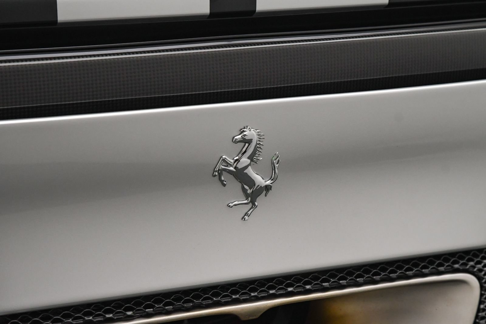 Used 2022 Ferrari 296 GTB RWD image 19
