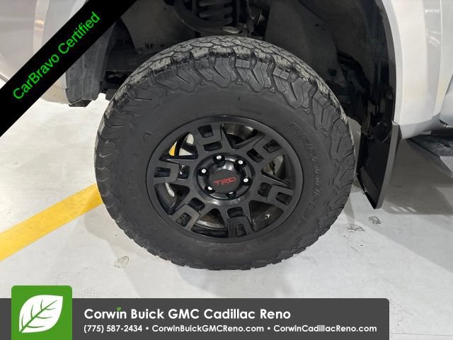 Used 2016 Toyota Tacoma TRD Sport w/ Towing Package AWD/4WD image 31