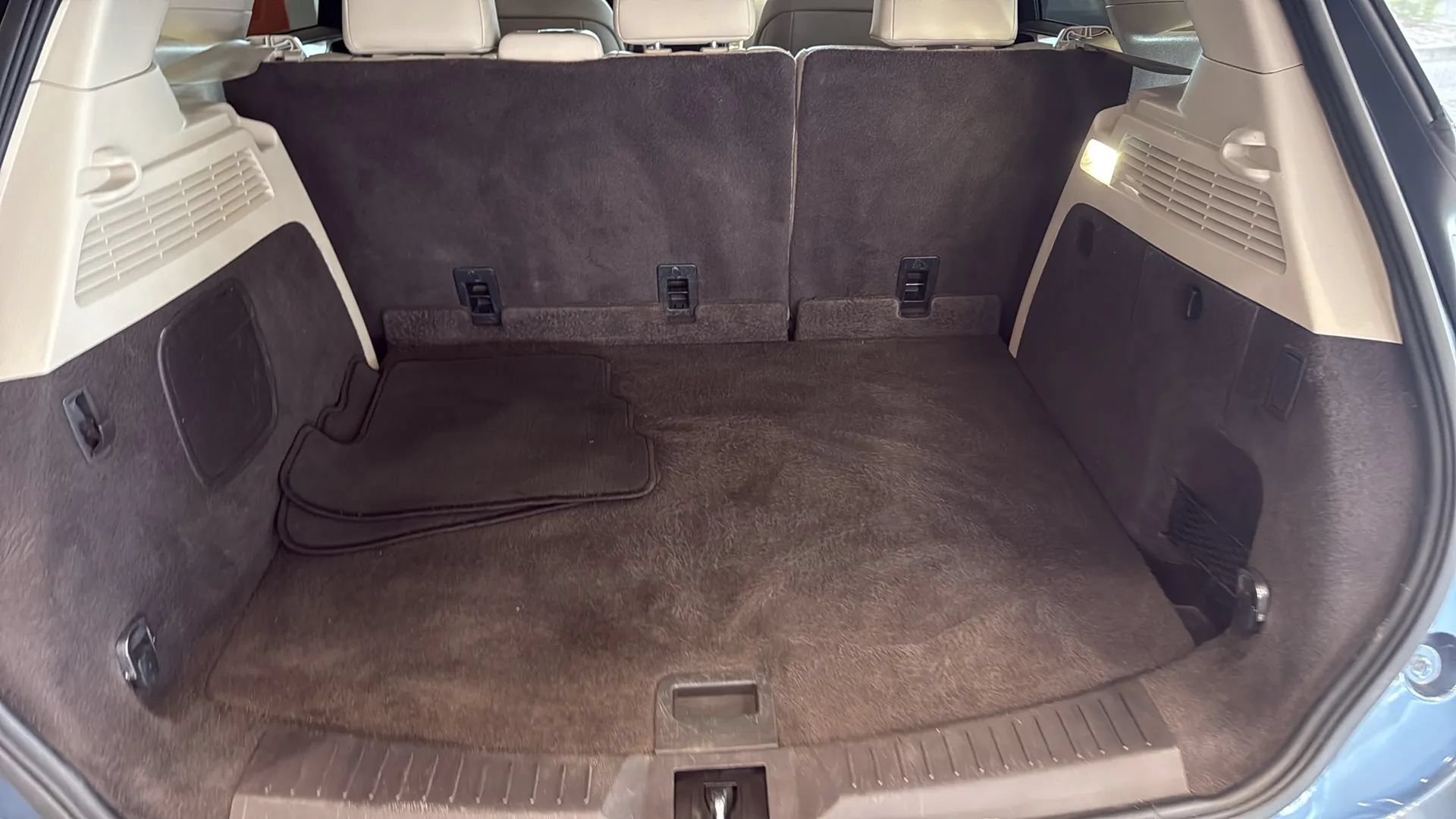 Used 2018 Lincoln MKC Premiere FWD image 32