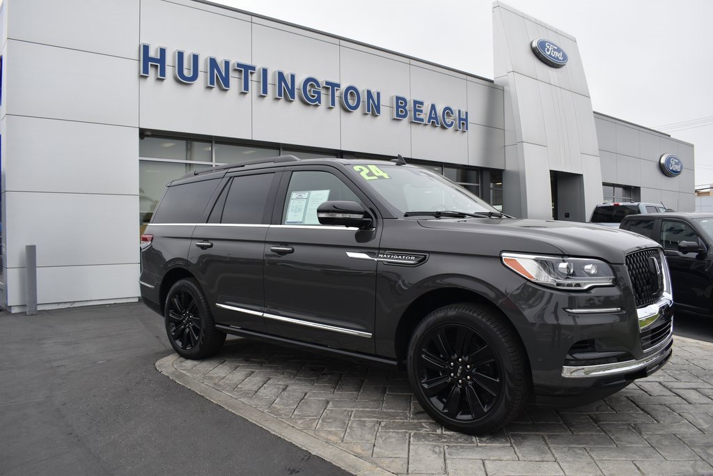 Used 2024 Lincoln Navigator Black Label