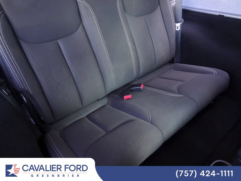 Used 2016 Jeep Wrangler Sahara w/ Connectivity Group AWD/4WD image 15