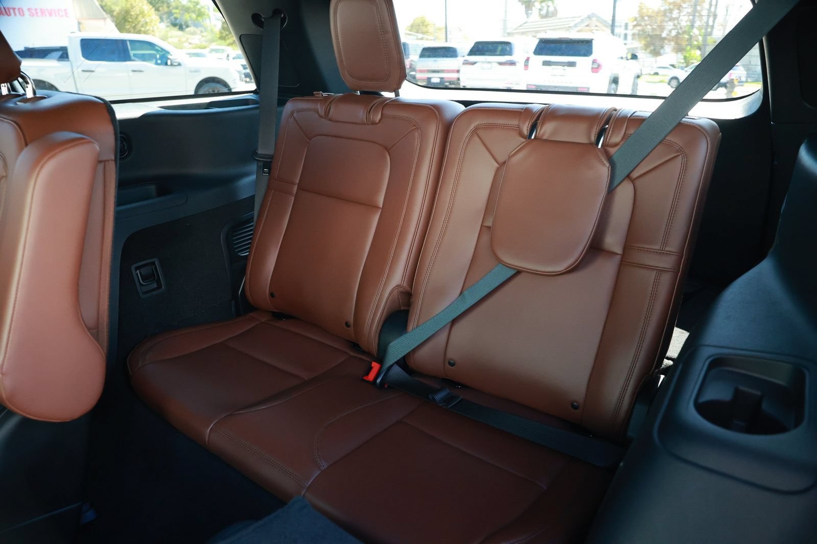 Used 2024 Lincoln Aviator Reserve w/ Equipment Group 201A RWD image 39