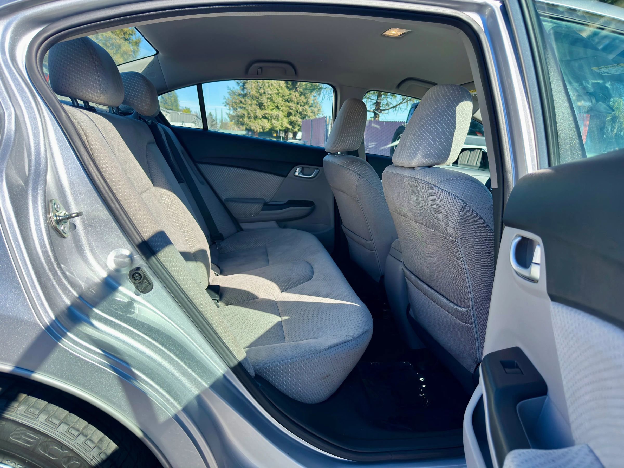 Used 2015 Honda Civic Hybrid Sedan image 13