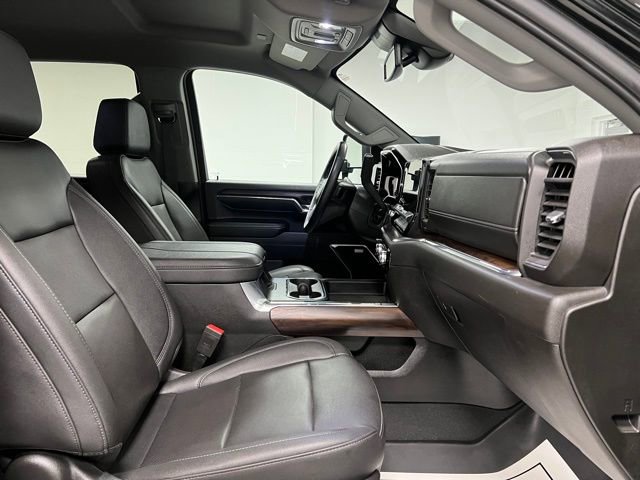 Used 2024 GMC Sierra 3500 SLT w/ SLT Convenience Package AWD/4WD image 57