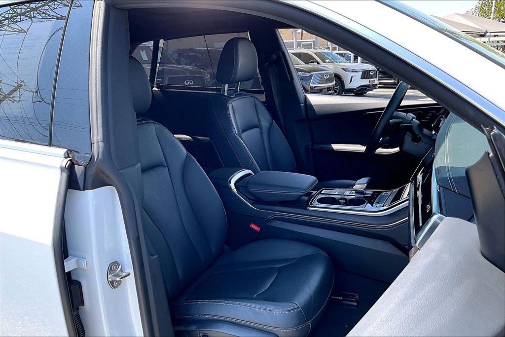 Used 2023 Audi Q8 Premium Plus w/ Premium Plus Package AWD/4WD image 10