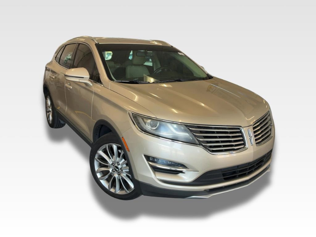 Used 2017 Lincoln MKC Reserve image 2