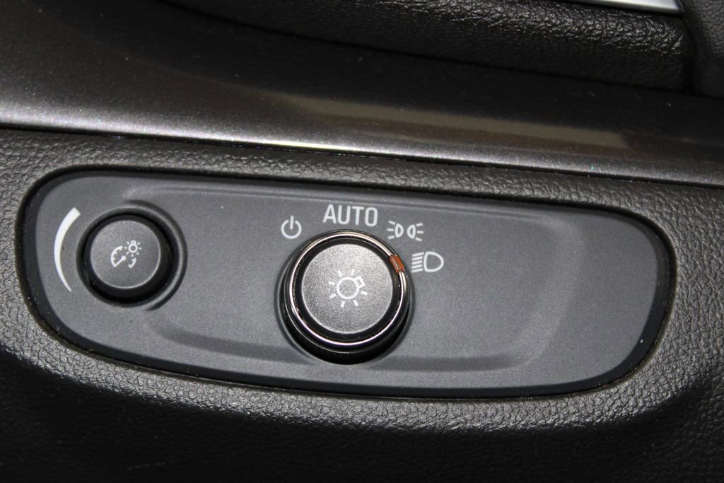 Used 2019 Buick Encore Preferred image 35