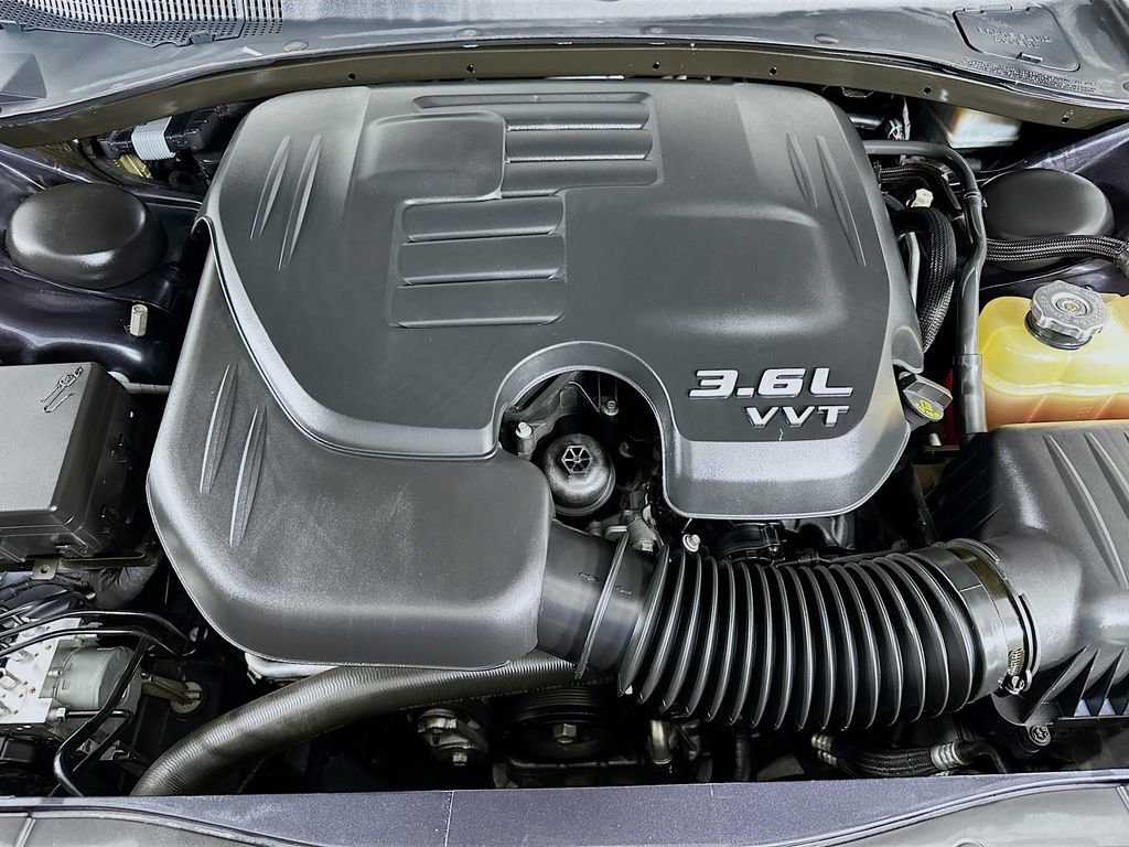 Used 2019 Chrysler 300 Touring w/ Sport Appearance Package image 35