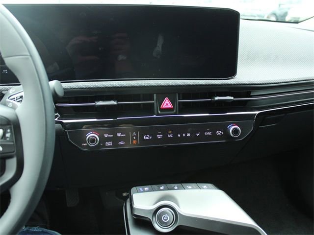 New 2025 Kia EV6 Wind image 23
