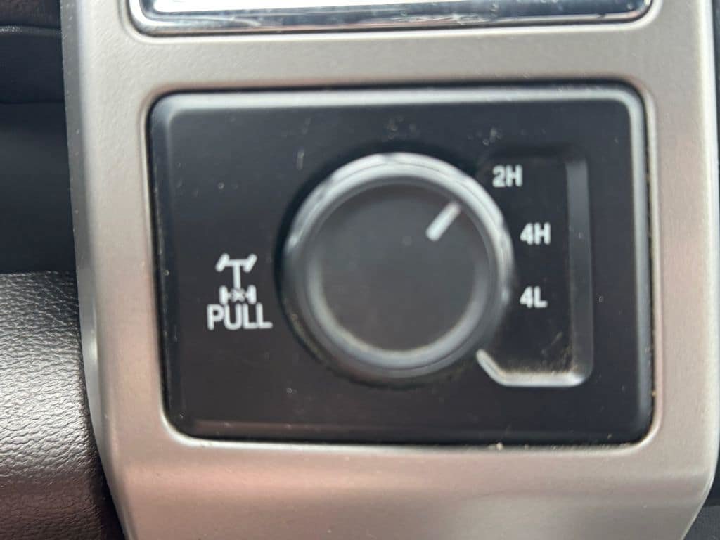 Used 2017 Ford F250 King Ranch w/ King Ranch Ultimate Package AWD/4WD image 26