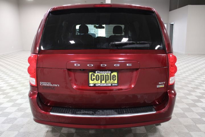 Used 2019 Dodge Grand Caravan SXT image 8