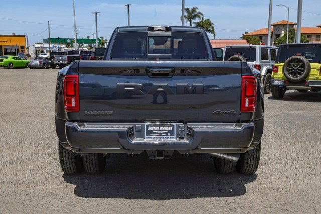 New 2026 RAM 3500 Laramie AWD/4WD image 5