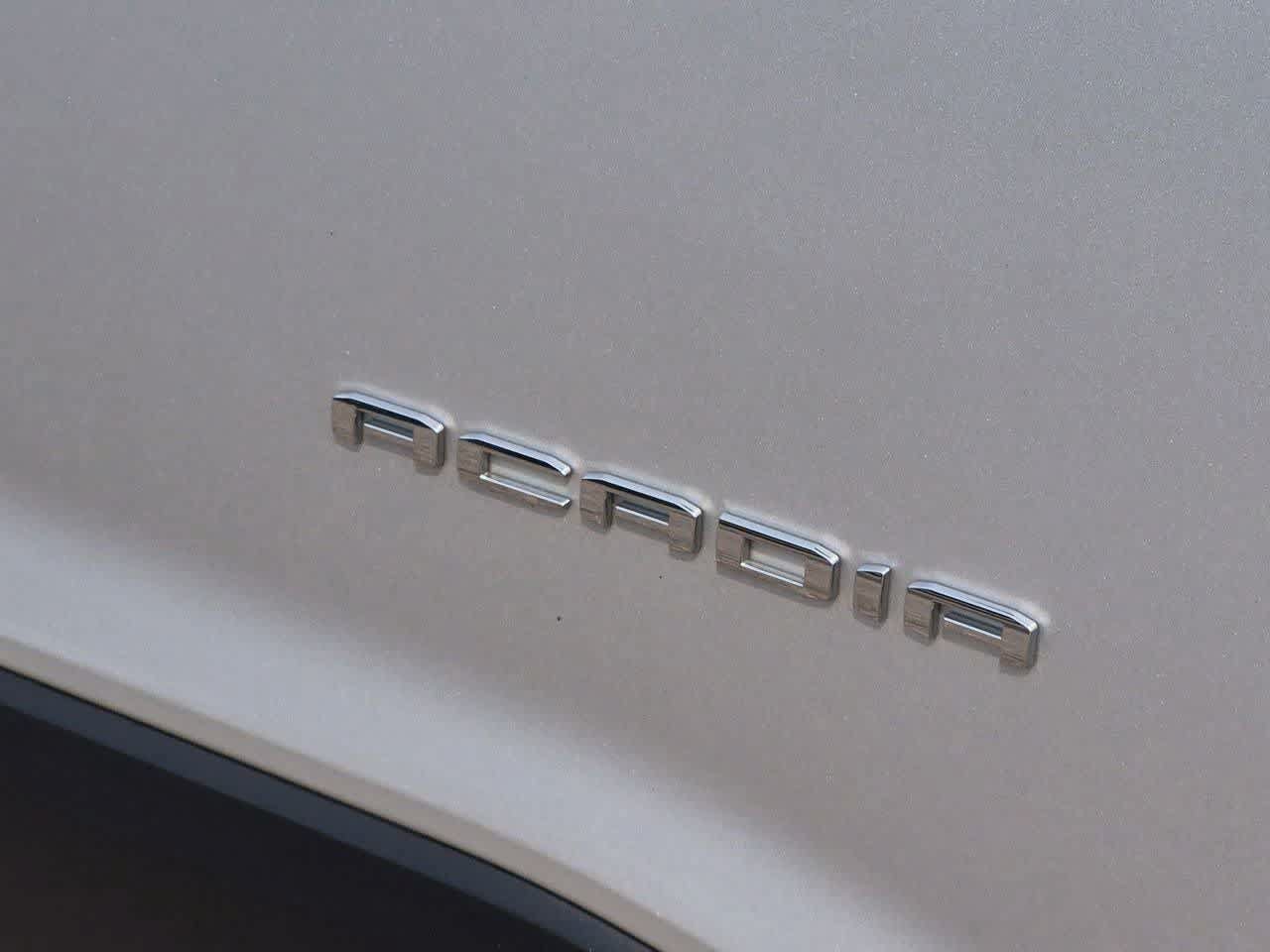 Used 2020 GMC Acadia SLE FWD image 12