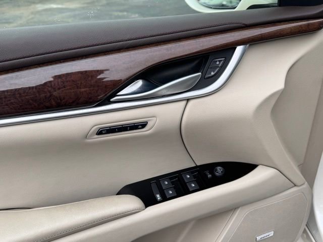 Used 2013 Cadillac XTS Luxury w/ Driver Awareness Package image 12