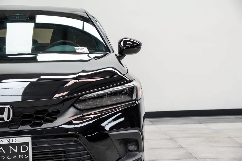 Used 2022 Honda Civic Sport Touring image 4