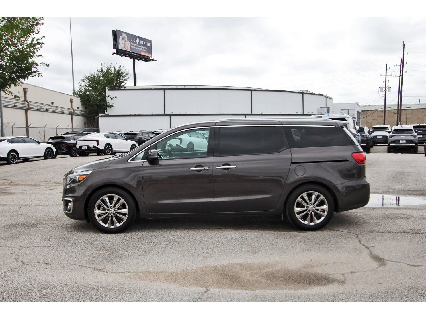 Used 2016 Kia Sedona SX Limited FWD image 4