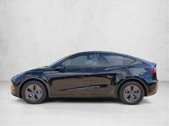 Used 2022 Tesla Model Y Long Range image 9