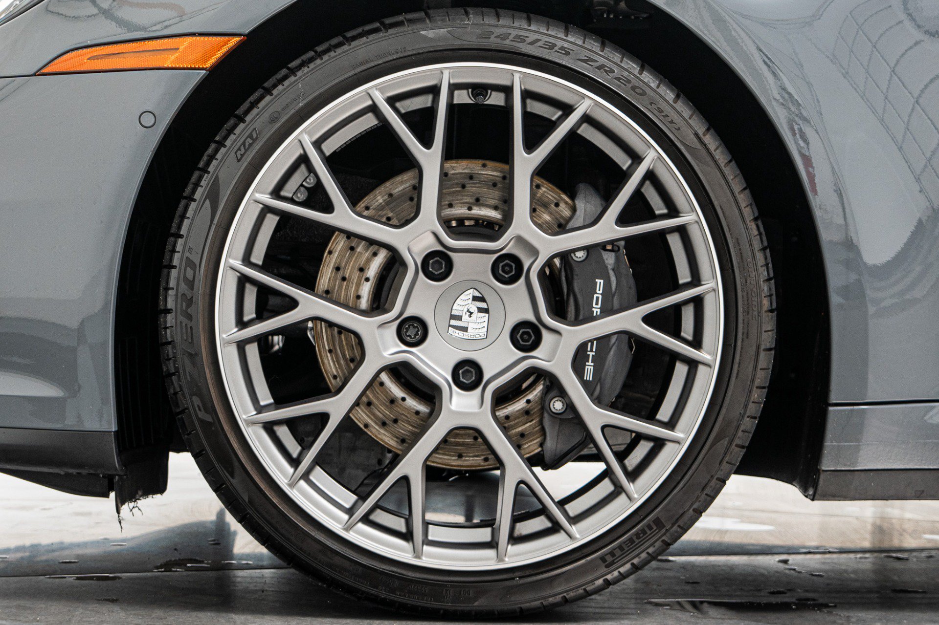 Used 2025 Porsche 911 Carrera RWD image 10