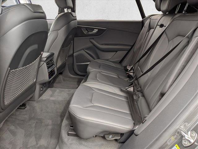 Certified 2025 Audi Q8 Prestige image 20