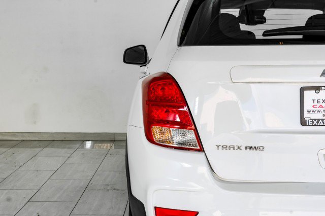 Used 2017 Chevrolet Trax LS image 43