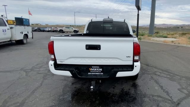 Used 2019 Toyota Tacoma TRD Off-Road AWD/4WD image 7