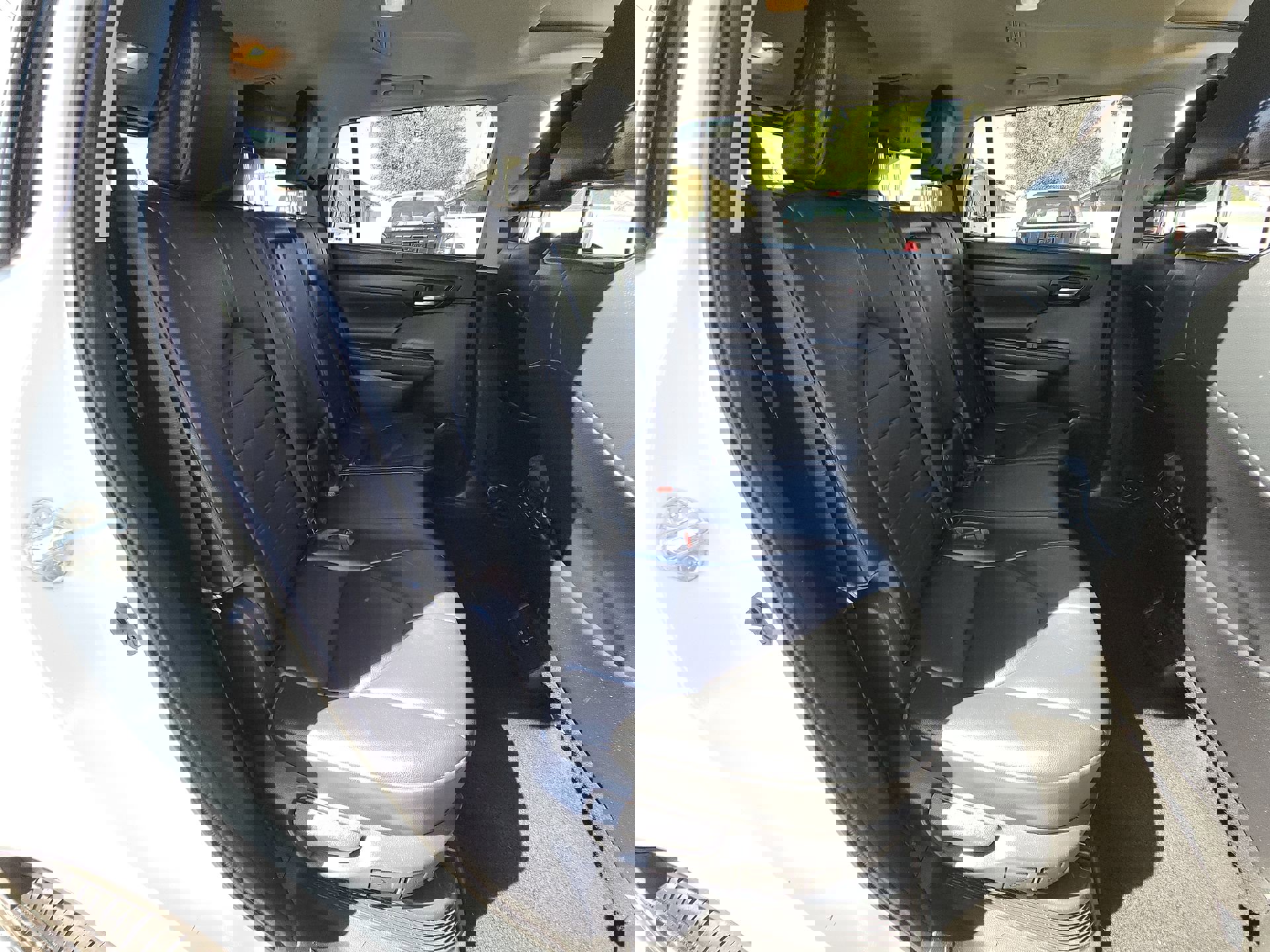 Used 2021 Toyota Highlander XLE image 28