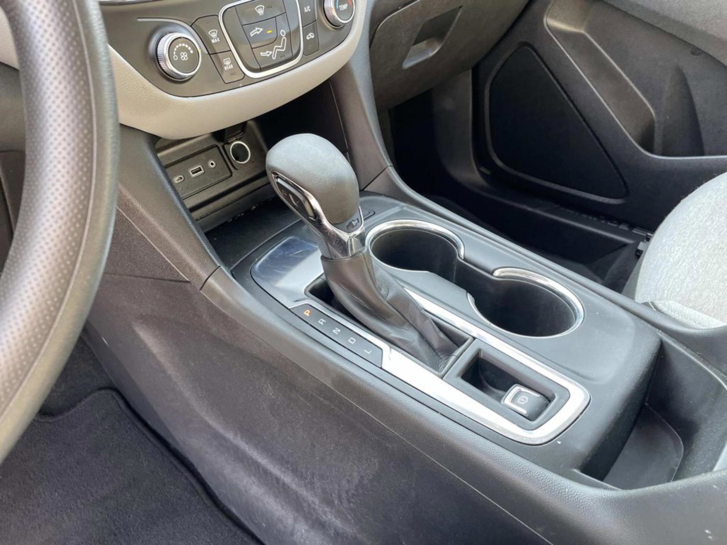 Used 2023 Chevrolet Equinox LT image 21