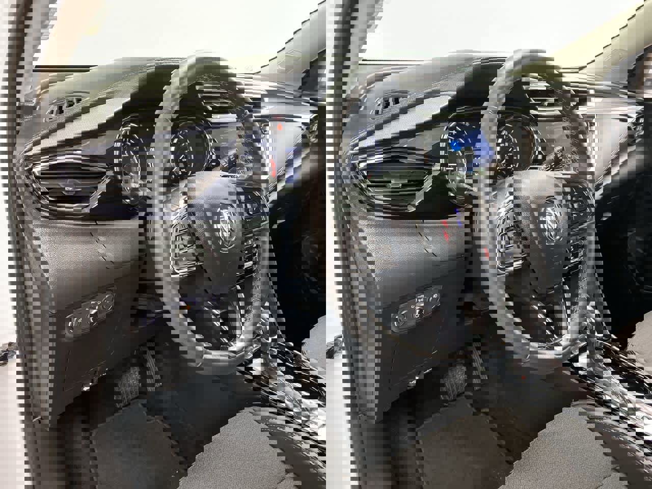 Used 2021 Buick Encore GX Preferred w/ Cold Weather Comfort Package image 2