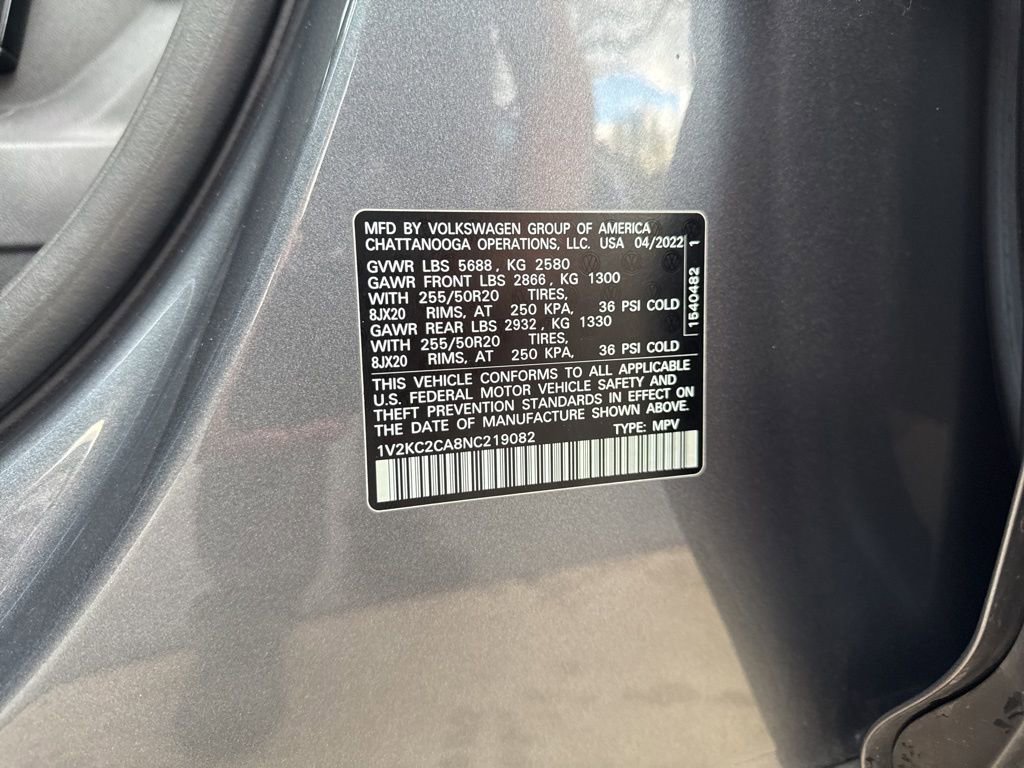 Certified 2022 Volkswagen Atlas Cross Sport SE AWD/4WD image 31