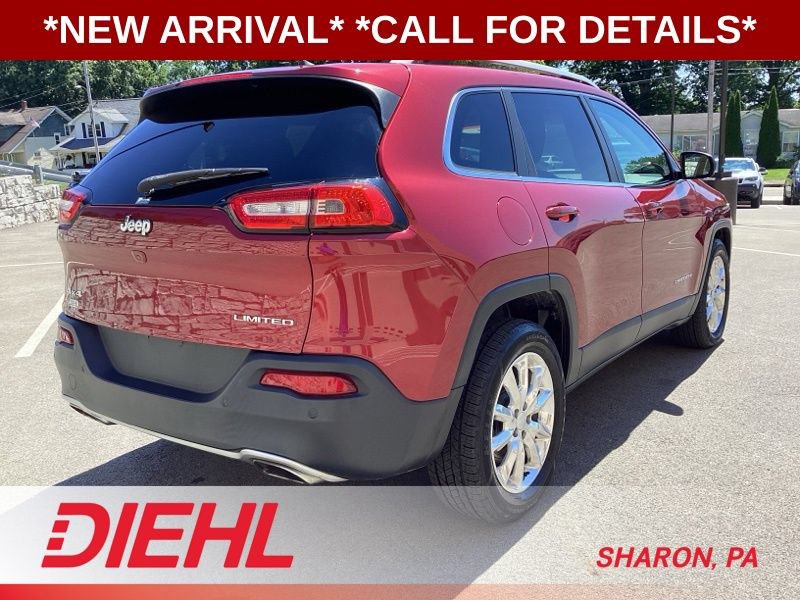 Used 2017 Jeep Cherokee Limited AWD/4WD image 7