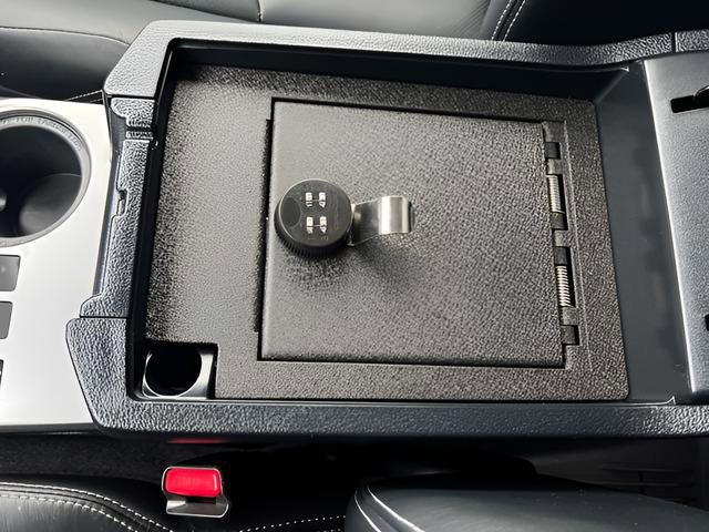 Used 2024 Toyota 4Runner Limited image 17