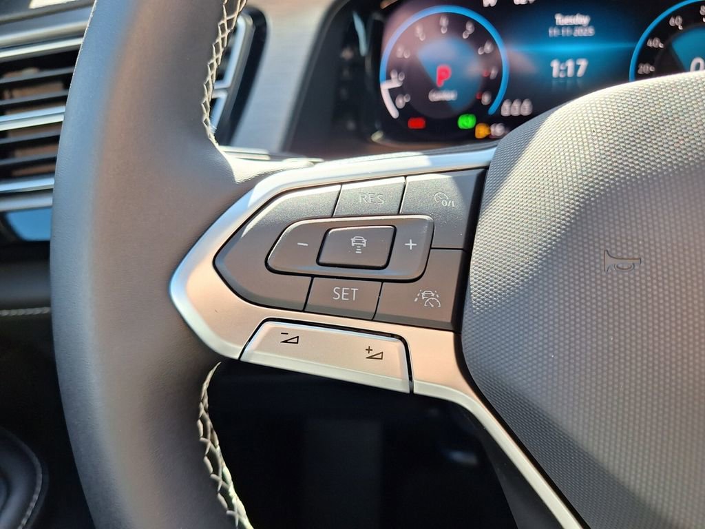 New 2026 Volkswagen Atlas Cross Sport SE image 18