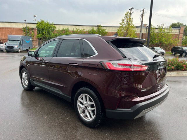 Used 2024 Ford Edge SEL w/ Convenience Package AWD/4WD image 7