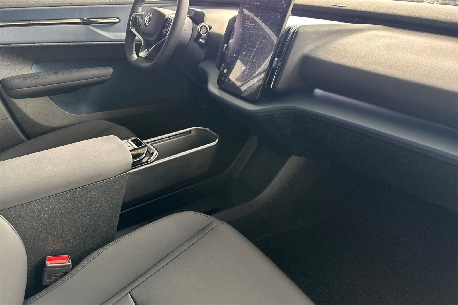 New 2026 Volvo EX30 Plus w/ Climate Package image 14