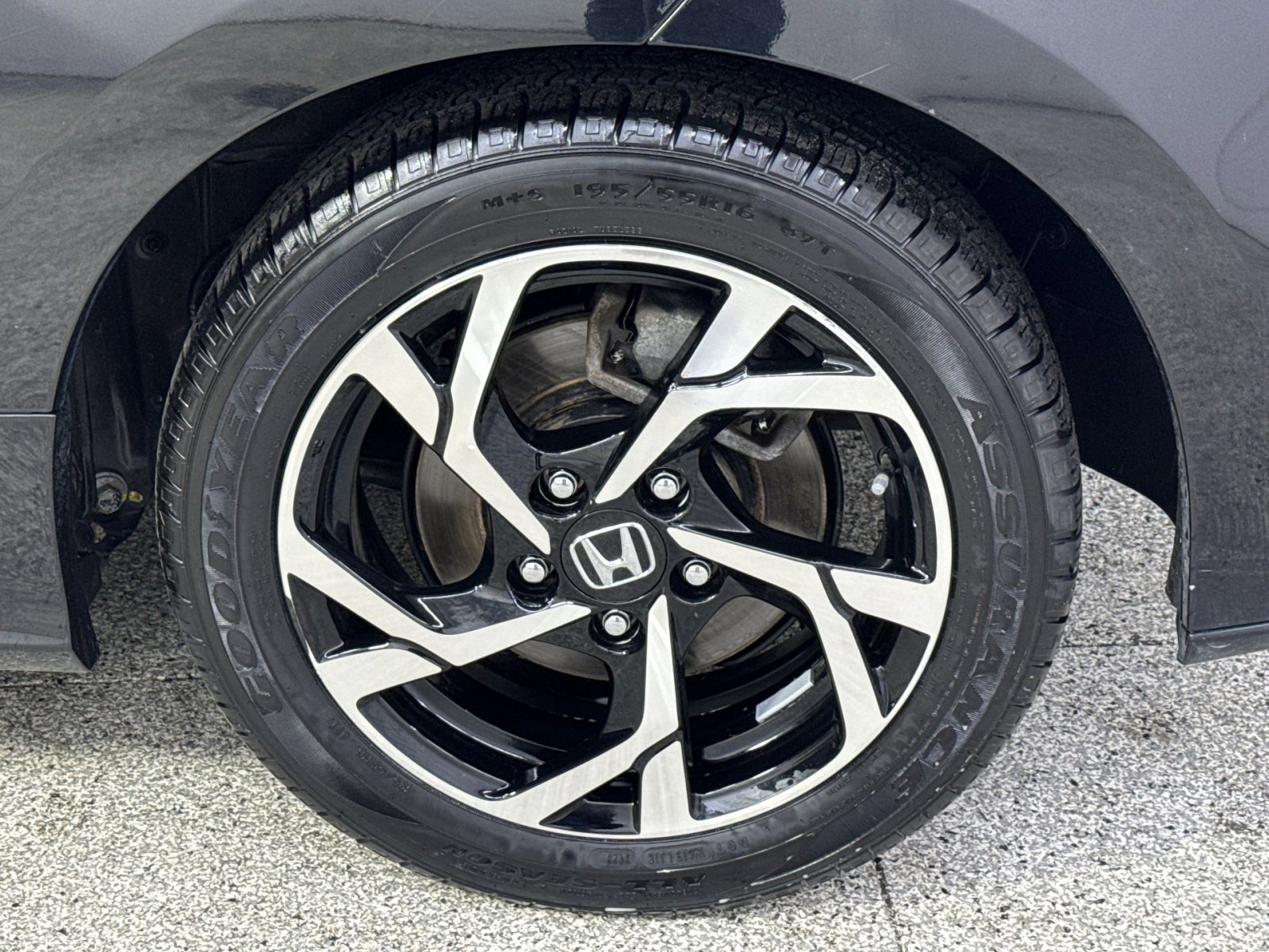 Used 2016 Honda CR-Z EX image 16