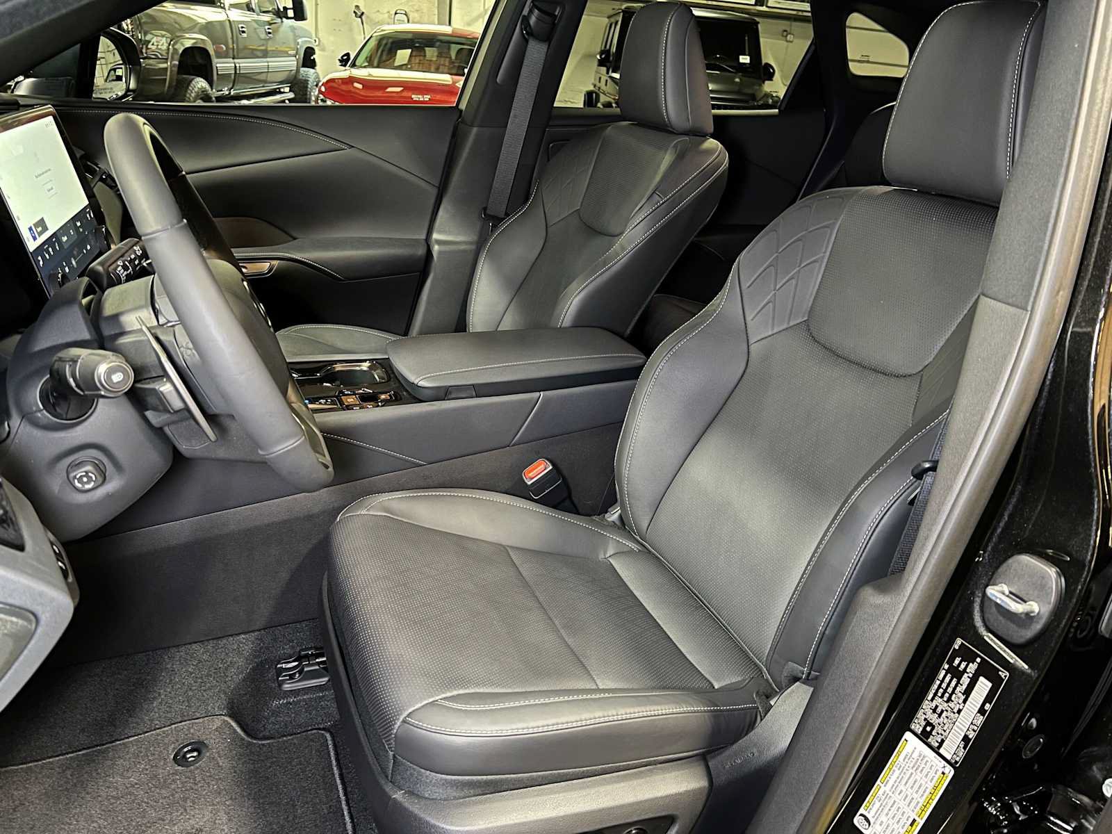 Used 2025 Lexus RX 350 Premium Plus w/ Convenience Package AWD/4WD image 24