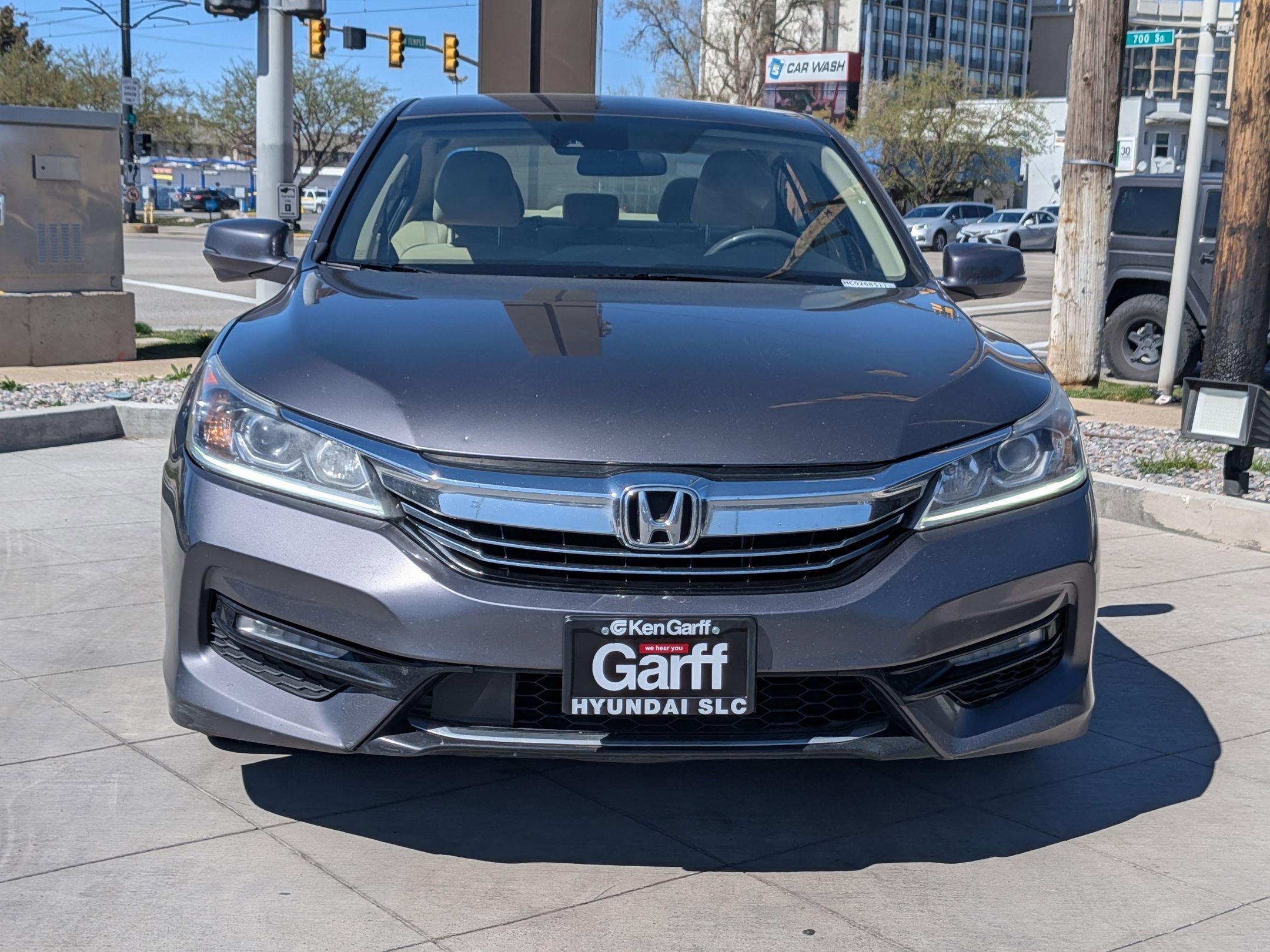 Used 2017 Honda Accord Base image 10