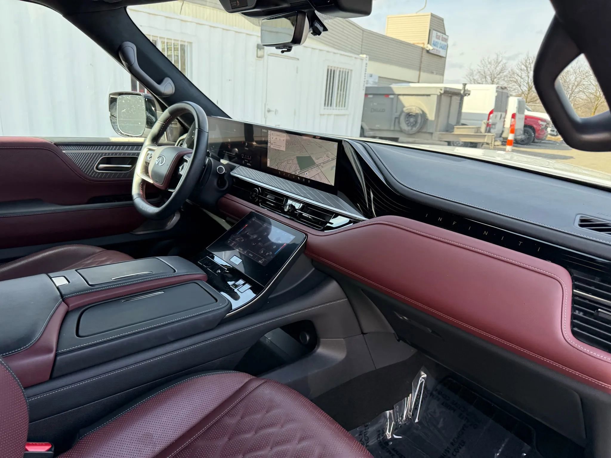 Used 2025 INFINITI QX80 Autograph image 36
