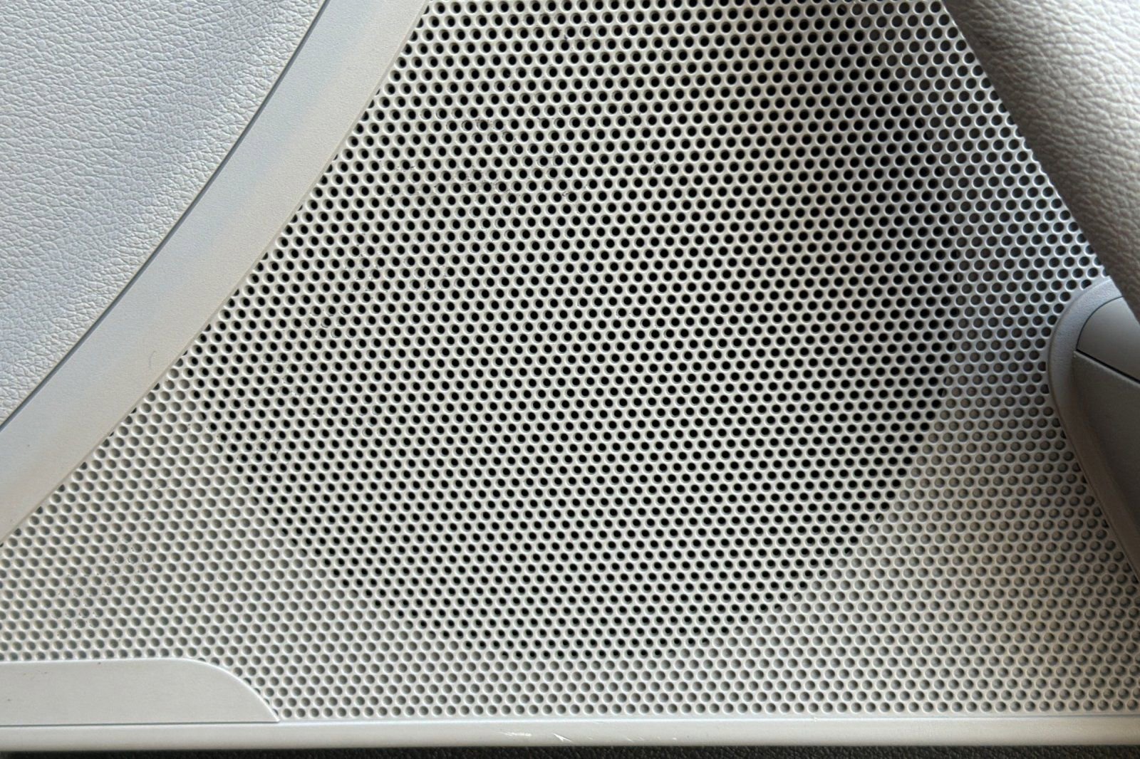 Used 2015 Hyundai Sonata SE w/ Option Group 02 image 23